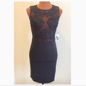 NEW Beautiful Floral Appliqué Dress